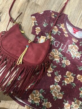 XL GUESS shirt (runs small), 3am forever fringe Crossbody, and  tassel necklace